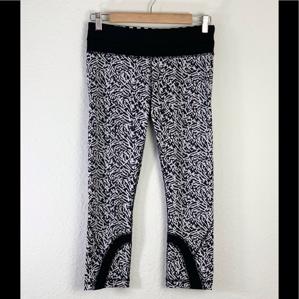 Lululemon Run Inspire Crop II Brushed Print Leggings Sz 6